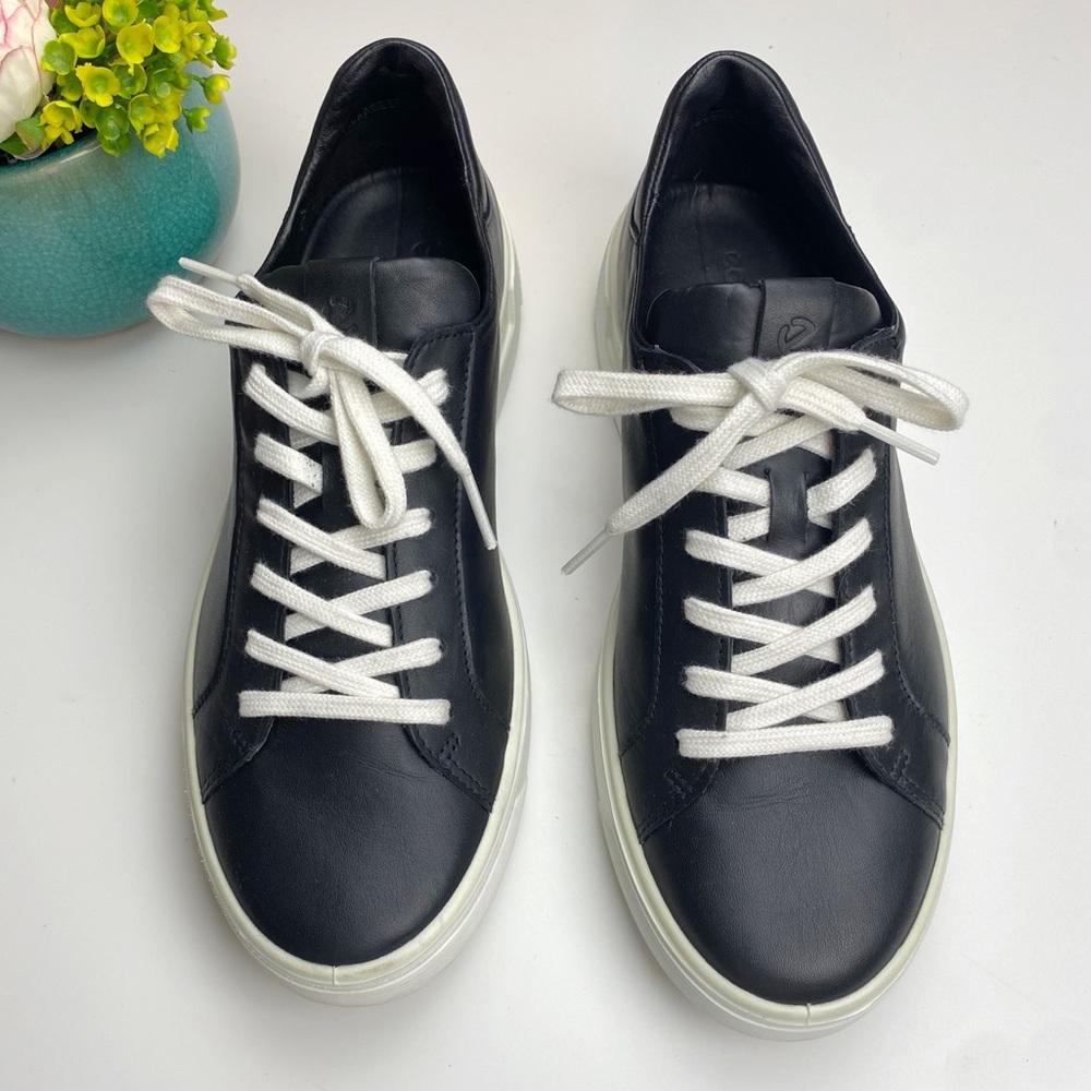 ECCO Men's Street Tray Classic Sneakers